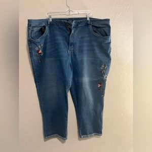 Womens Avenue Denim Size 32 Cropped Jeans Mid Rise Light Wash Embroidered